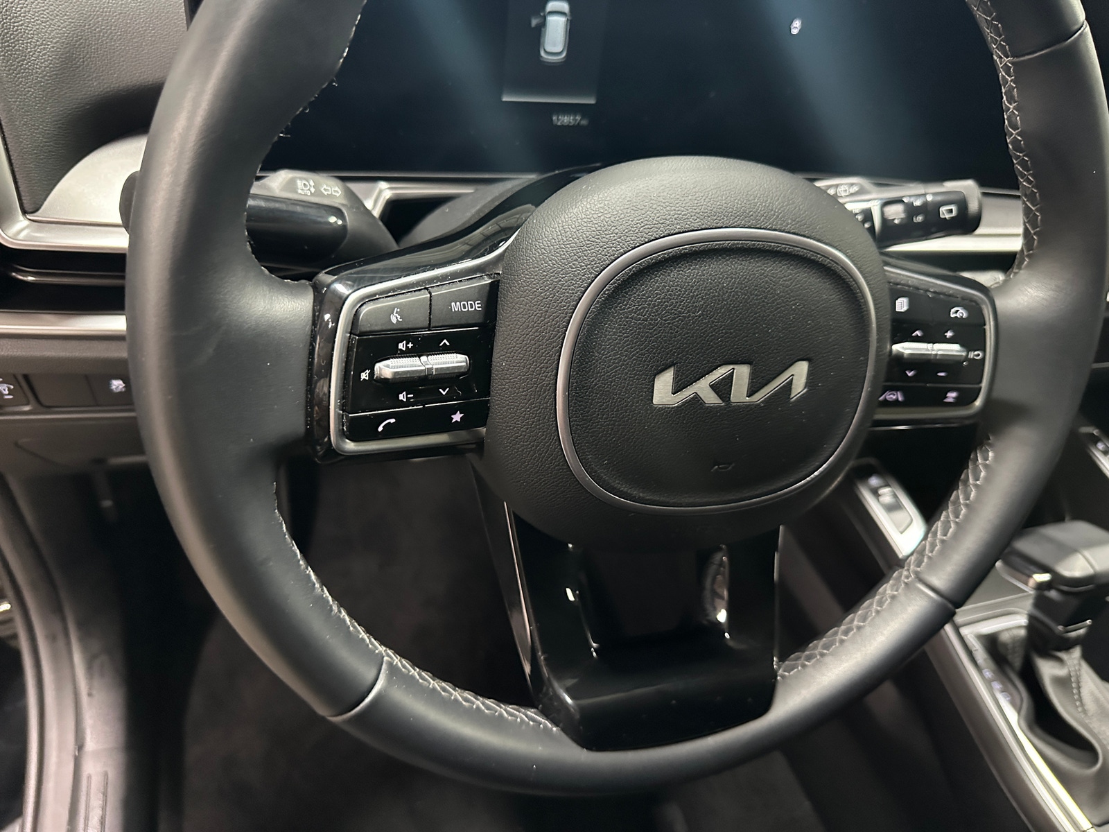 Thumbnail: 2025 Kia Sorento - 4