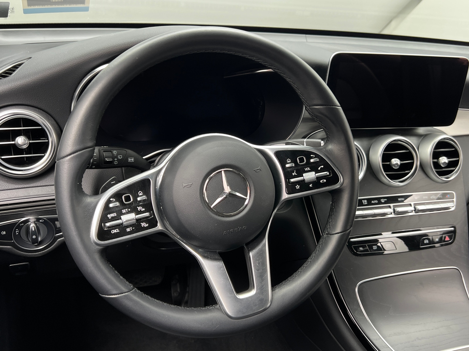 Thumbnail: 2022 Mercedes-Benz GLC - 4
