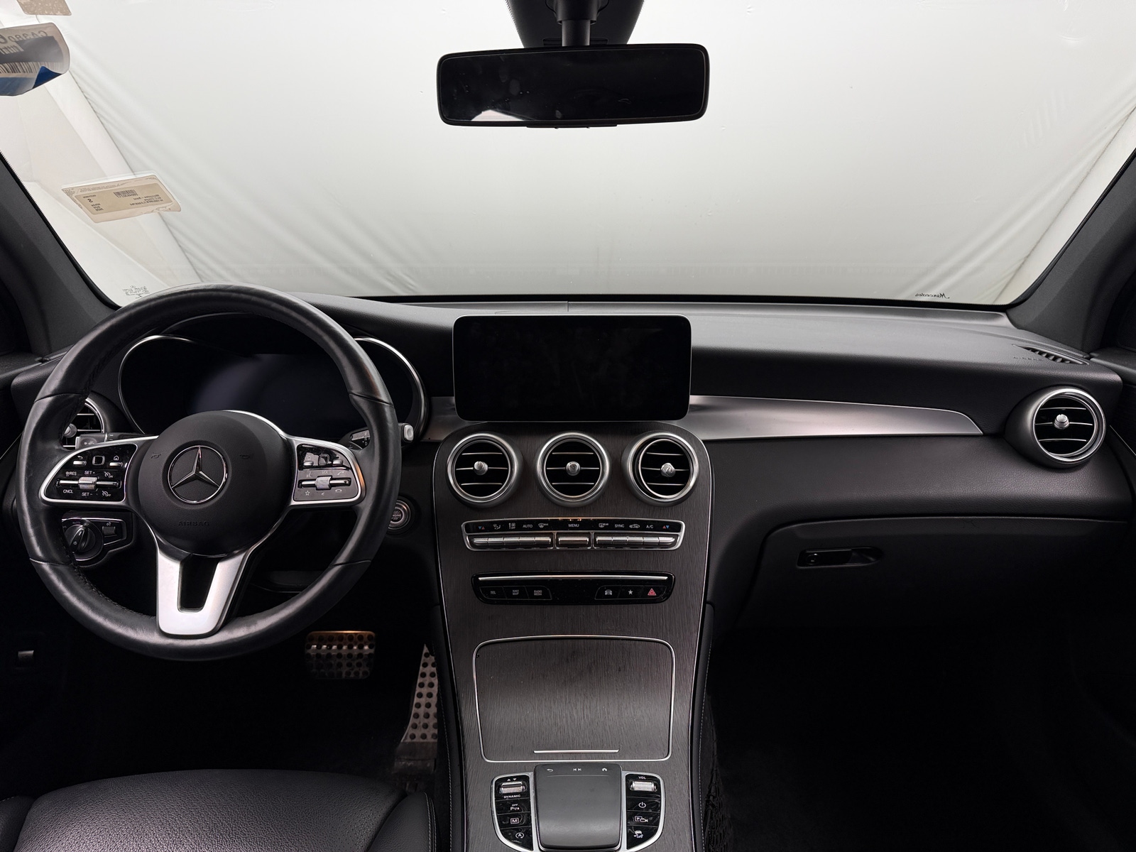 Thumbnail: 2020 Mercedes-Benz GLC - 2