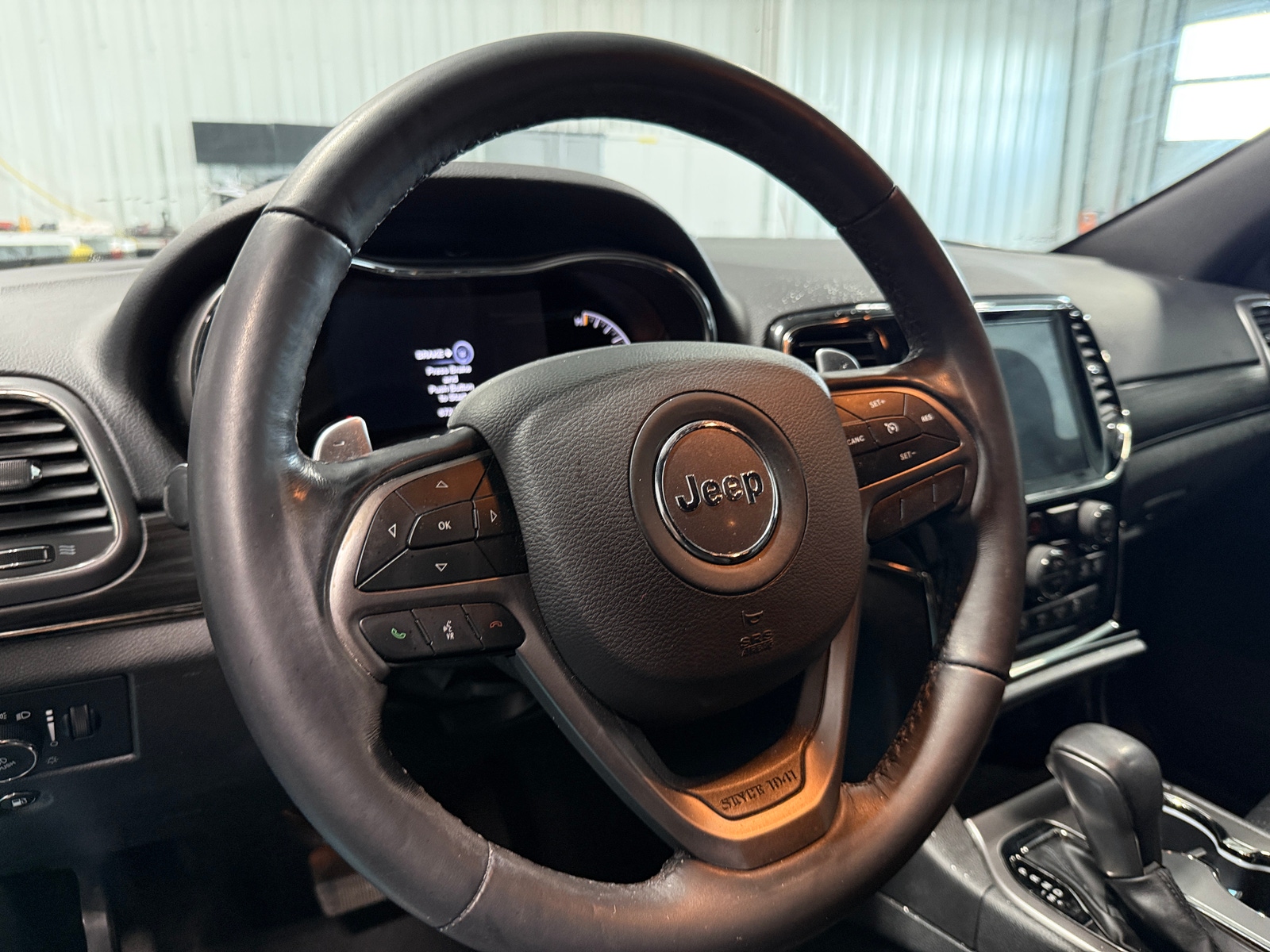 Thumbnail: 2019 Jeep Grand Cherokee - 4