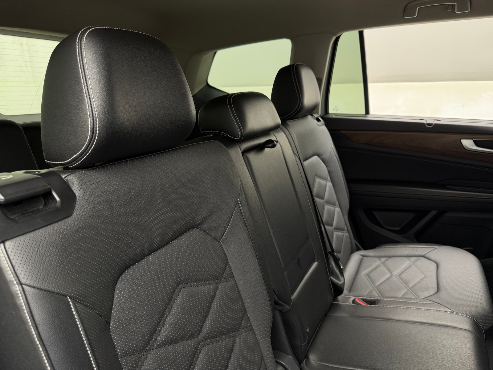 Thumbnail: 2024 Volkswagen Atlas - 5