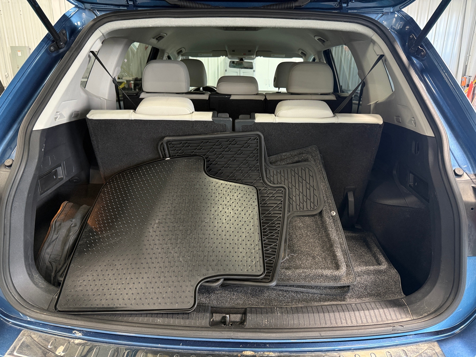 Thumbnail: 2020 Volkswagen Tiguan - 6