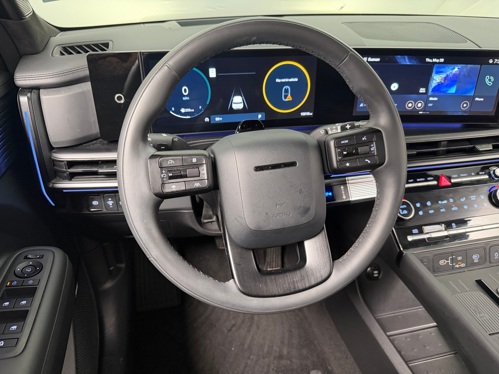 Thumbnail: 2024 Hyundai Santa Fe - 4