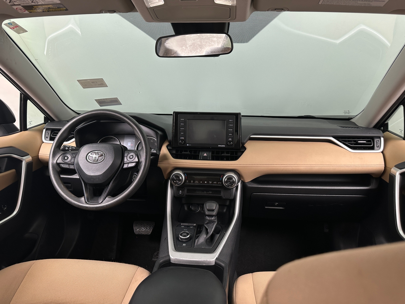 Thumbnail: 2022 Toyota RAV4 - 3
