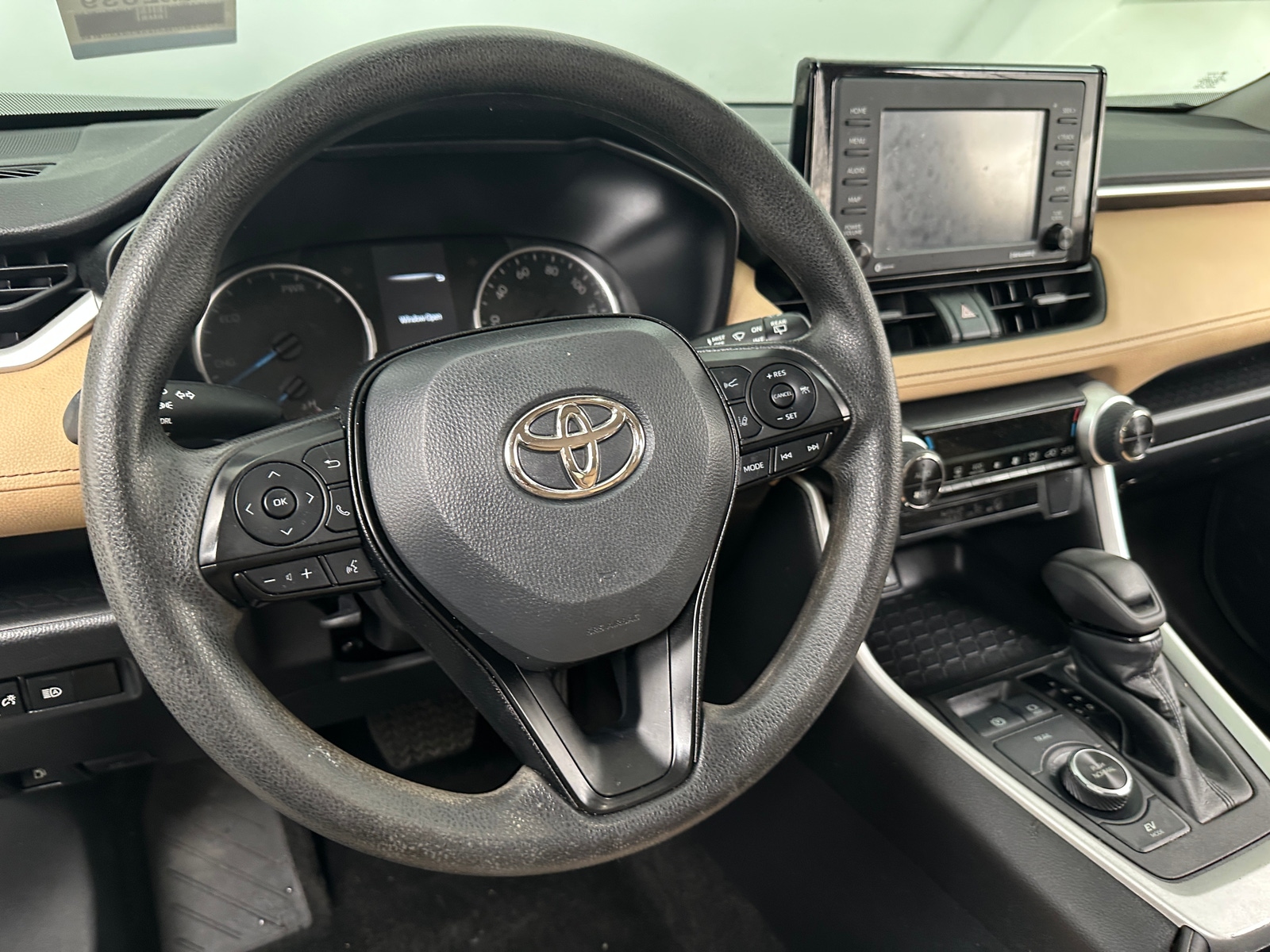 Thumbnail: 2022 Toyota RAV4 - 5
