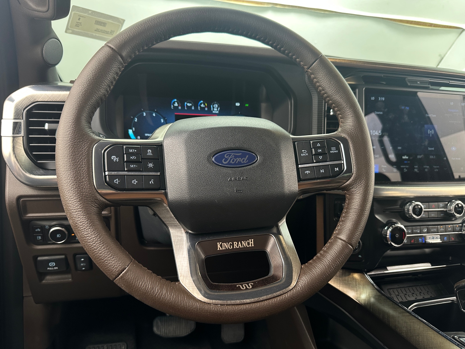 Thumbnail: 2025 Ford Econoline - 4