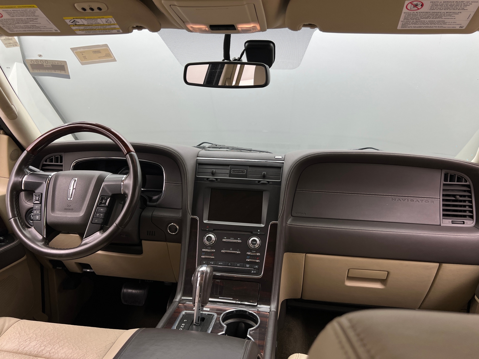 Thumbnail: 2015 Lincoln Navigator - 2