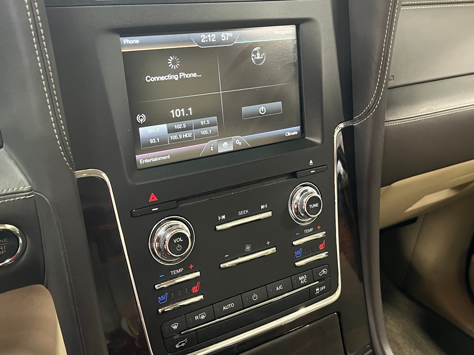 Thumbnail: 2015 Lincoln Navigator - 3