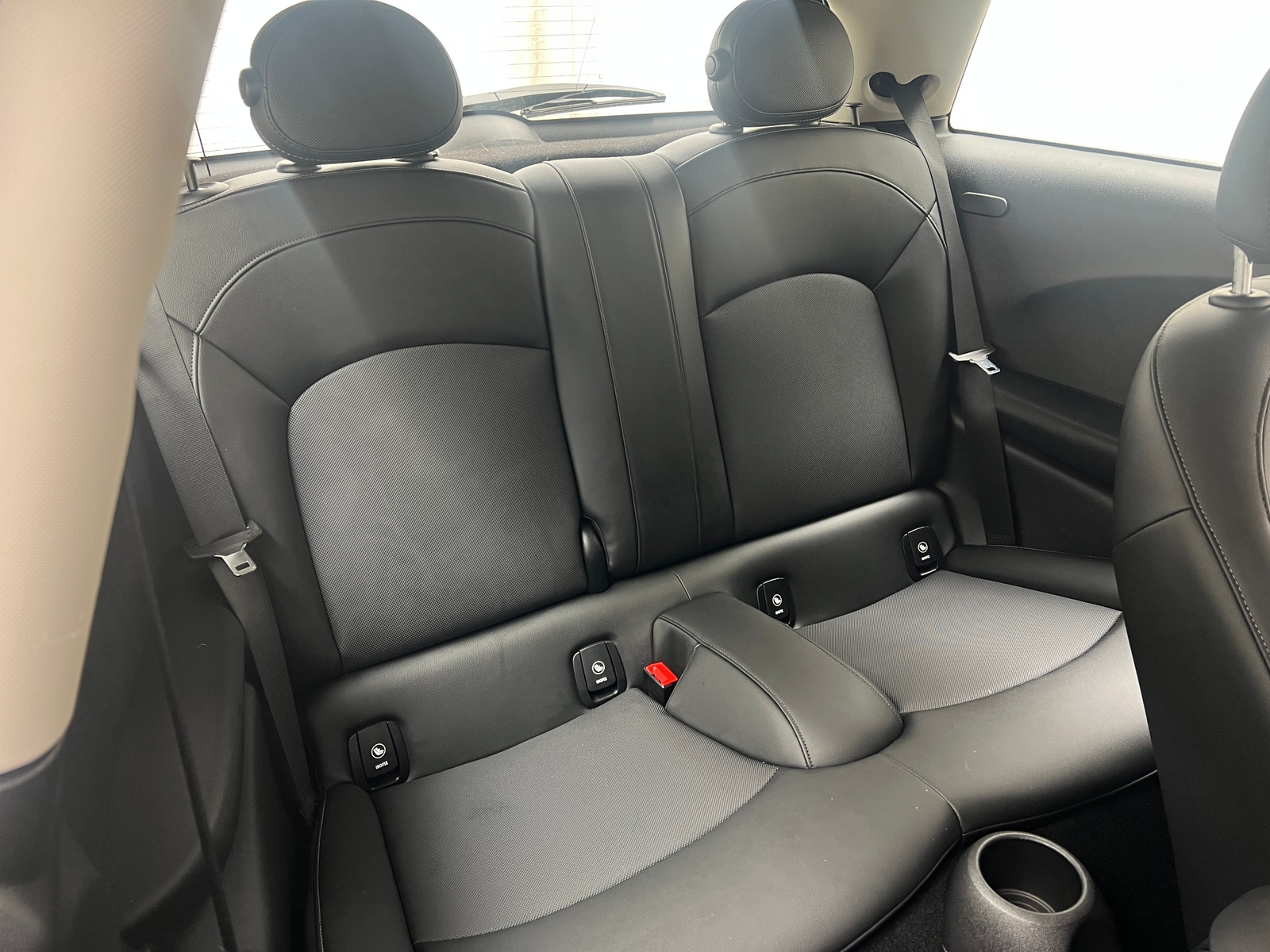 Thumbnail: 2021 MINI Cooper Hardtop - 5
