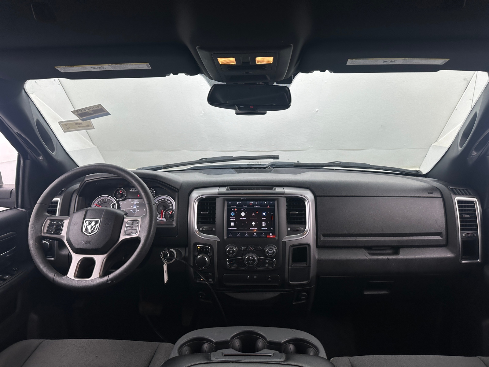 Thumbnail: 2022 RAM 1500 Classic - 3