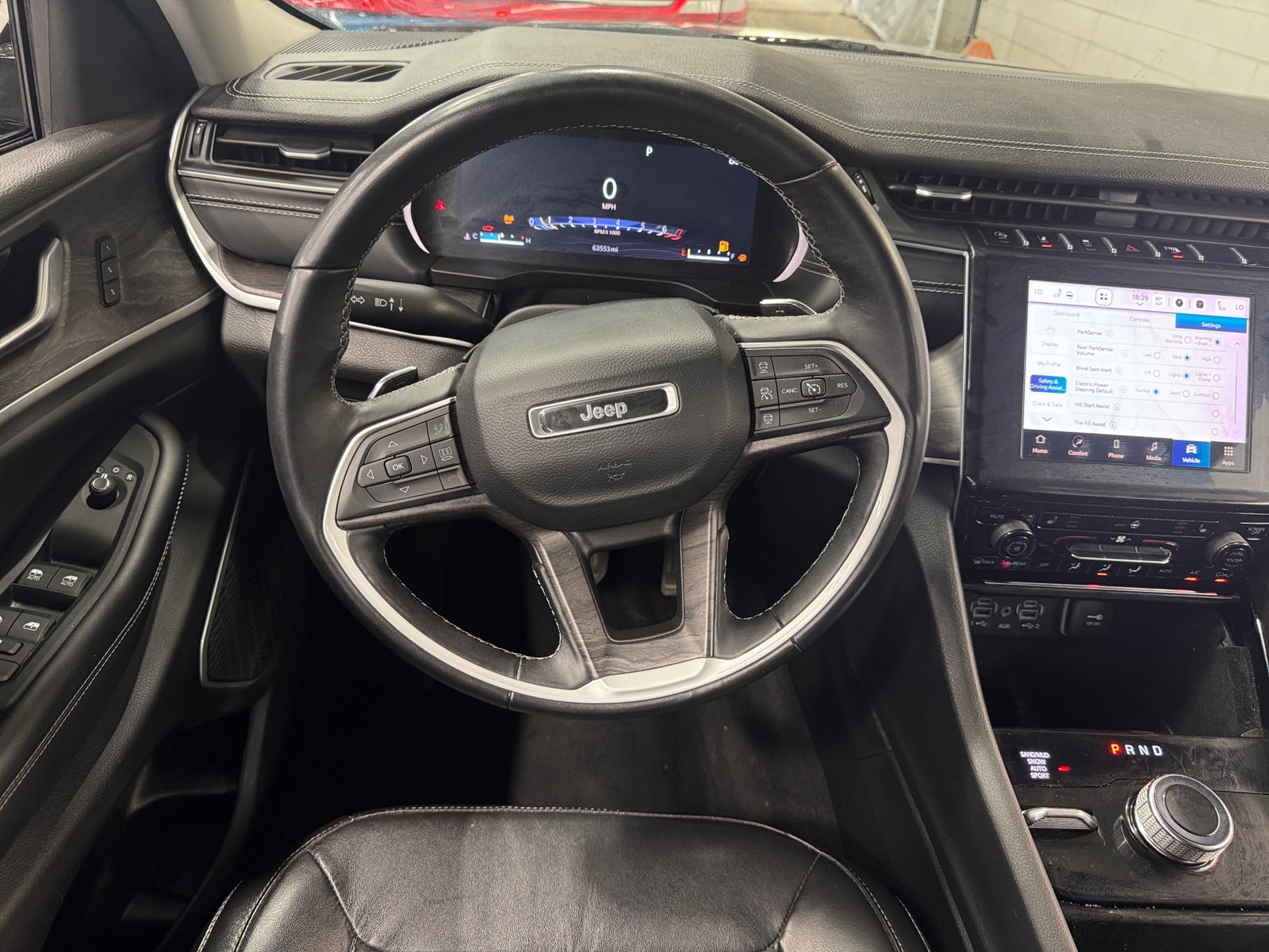Thumbnail: 2022 Jeep Grand Cherokee L - 4
