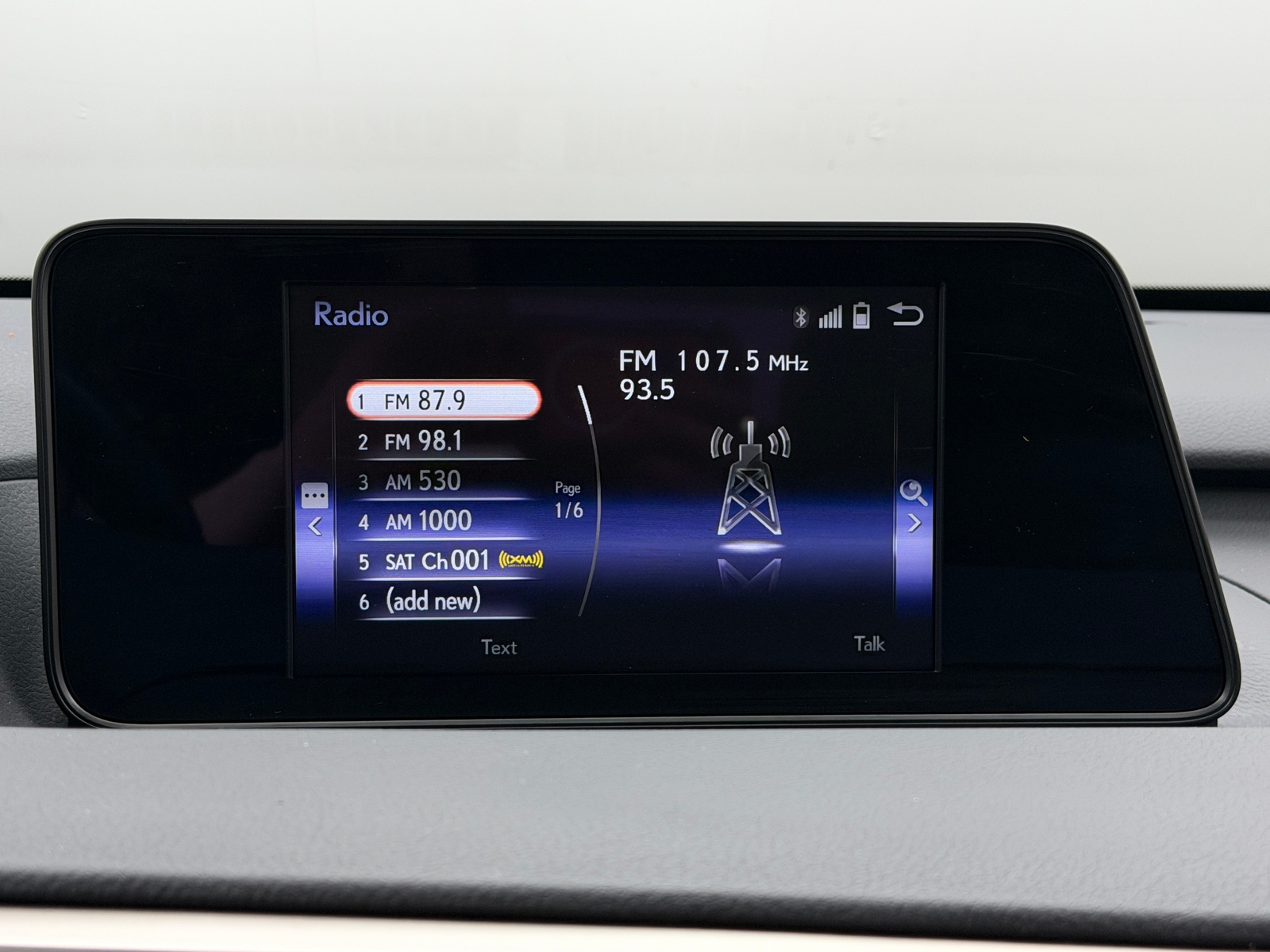 Thumbnail: 2019 Lexus RX - 4