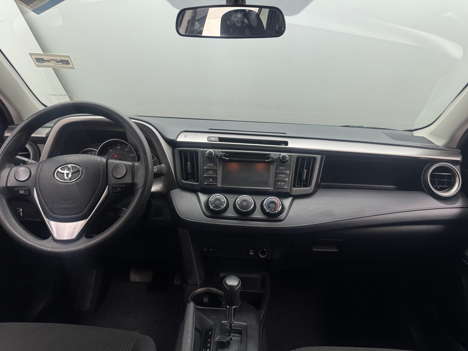 Thumbnail: 2016 Toyota RAV4 - 3