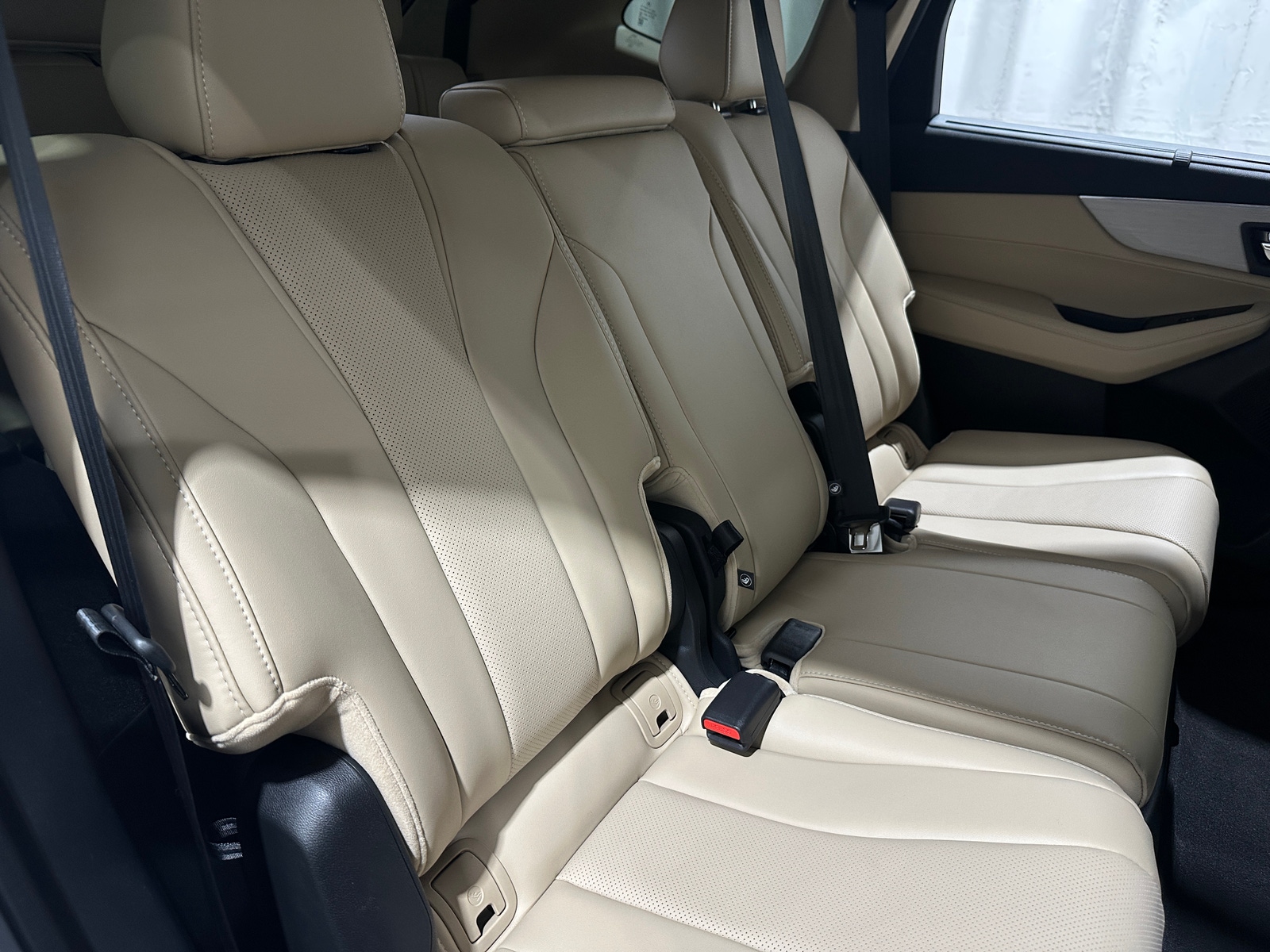 Thumbnail: 2024 Acura MDX - 5