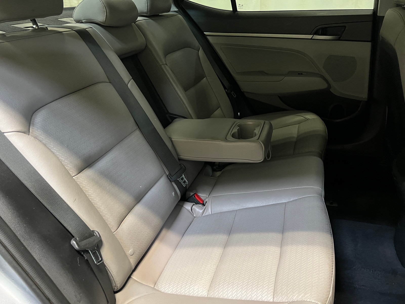 Thumbnail: 2017 Hyundai Elantra - 5