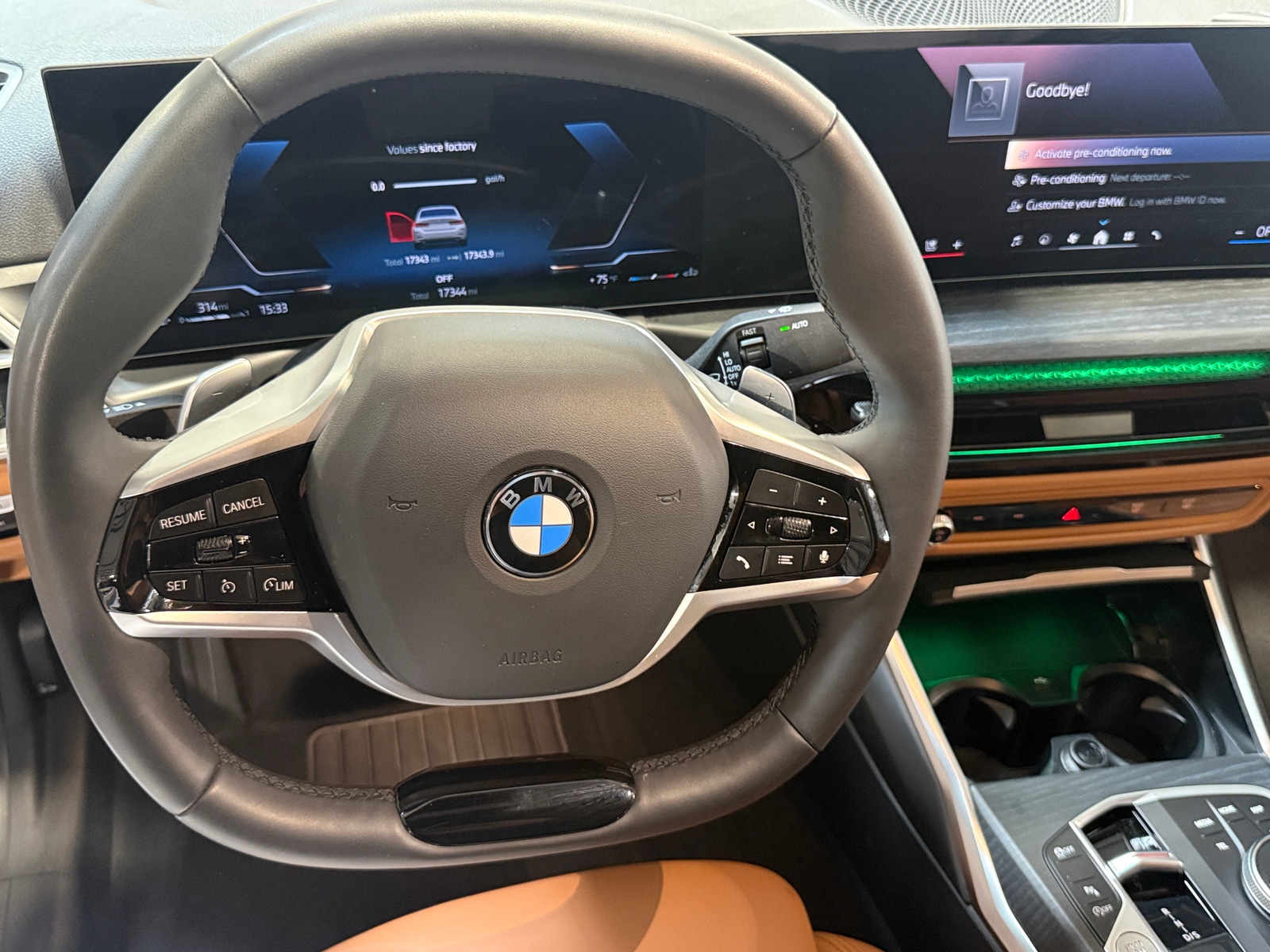 Thumbnail: 2025 BMW 3 Series - 4