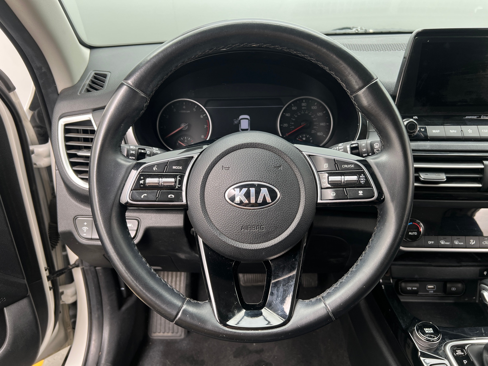 Thumbnail: 2021 Kia Seltos - 4