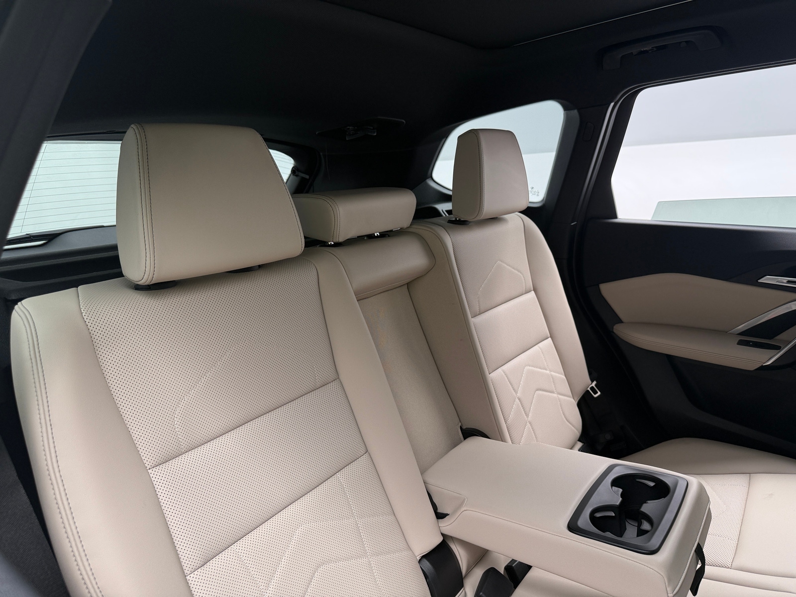 Thumbnail: 2025 BMW X1 - 5