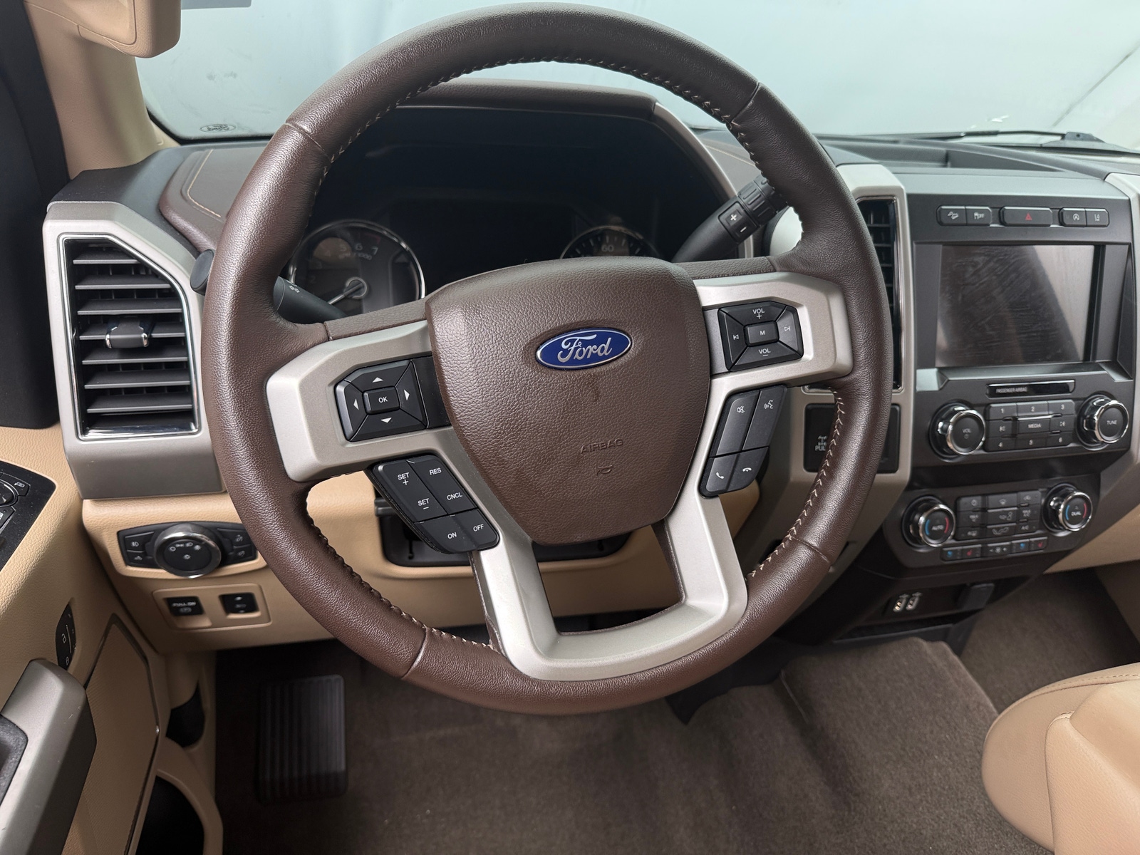 Thumbnail: 2020 Ford Econoline - 4
