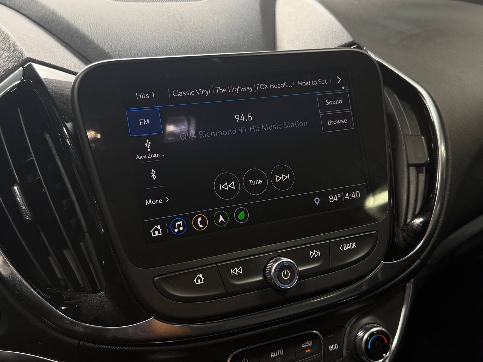 Thumbnail: 2019 Chevrolet Volt - 4