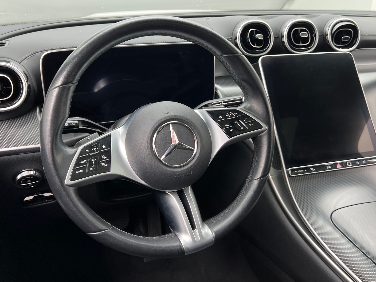 Thumbnail: 2024 Mercedes-Benz GLC - 4