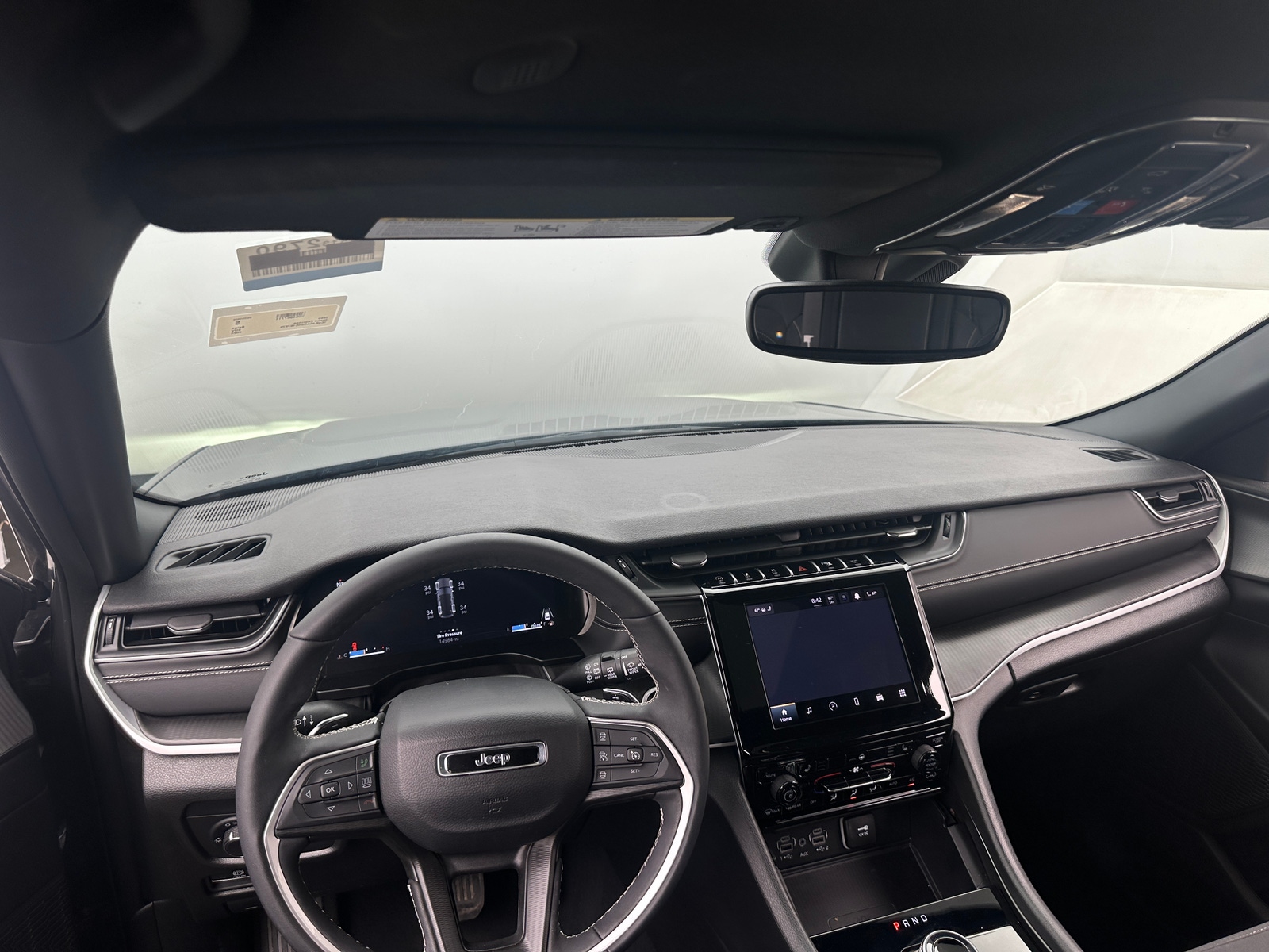Thumbnail: 2024 Jeep Grand Cherokee - 3