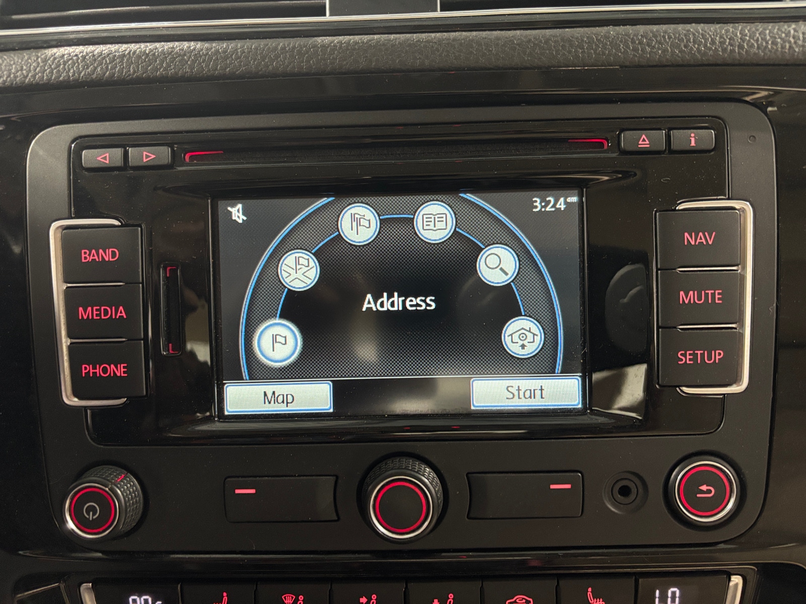 Thumbnail: 2015 Volkswagen Jetta - 4