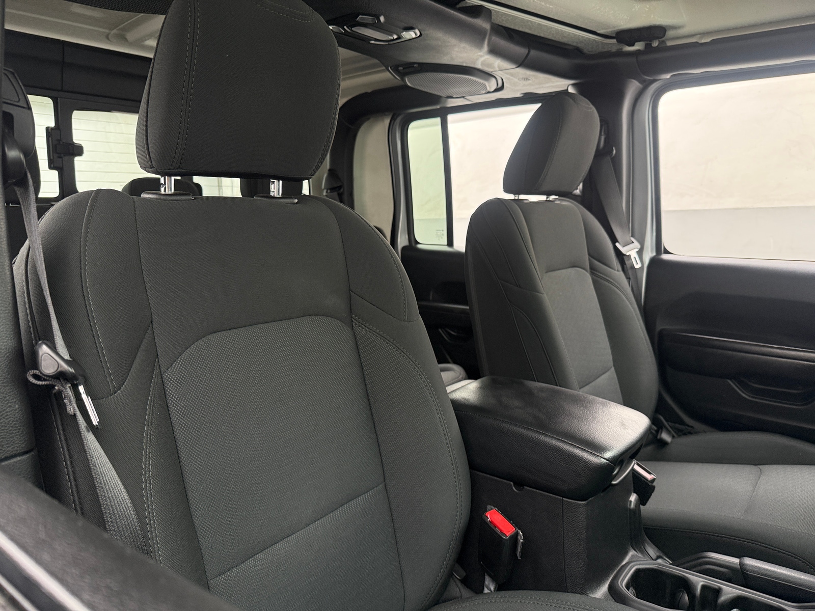 Thumbnail: 2021 Jeep Gladiator - 2