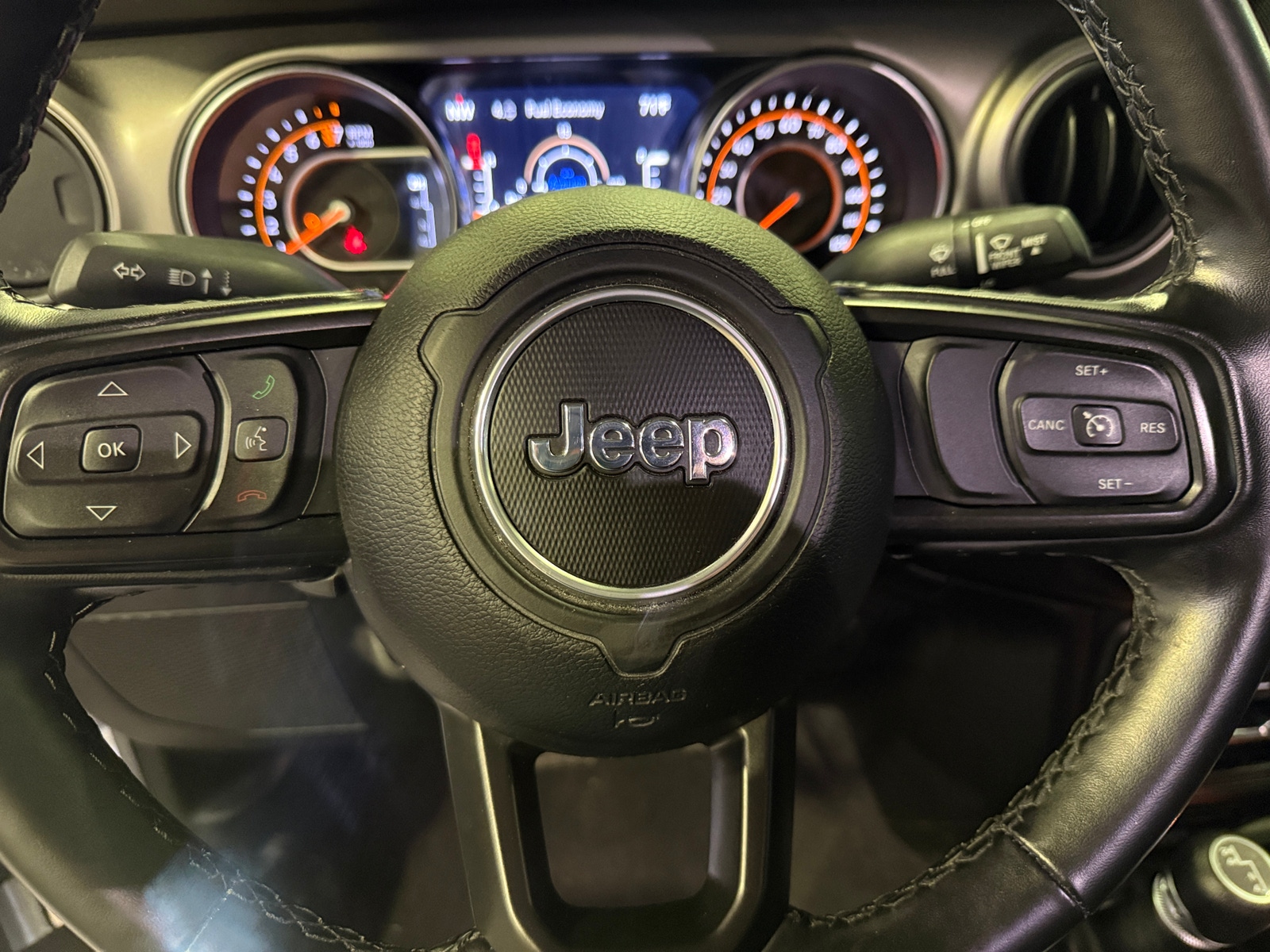 Thumbnail: 2021 Jeep Gladiator - 5
