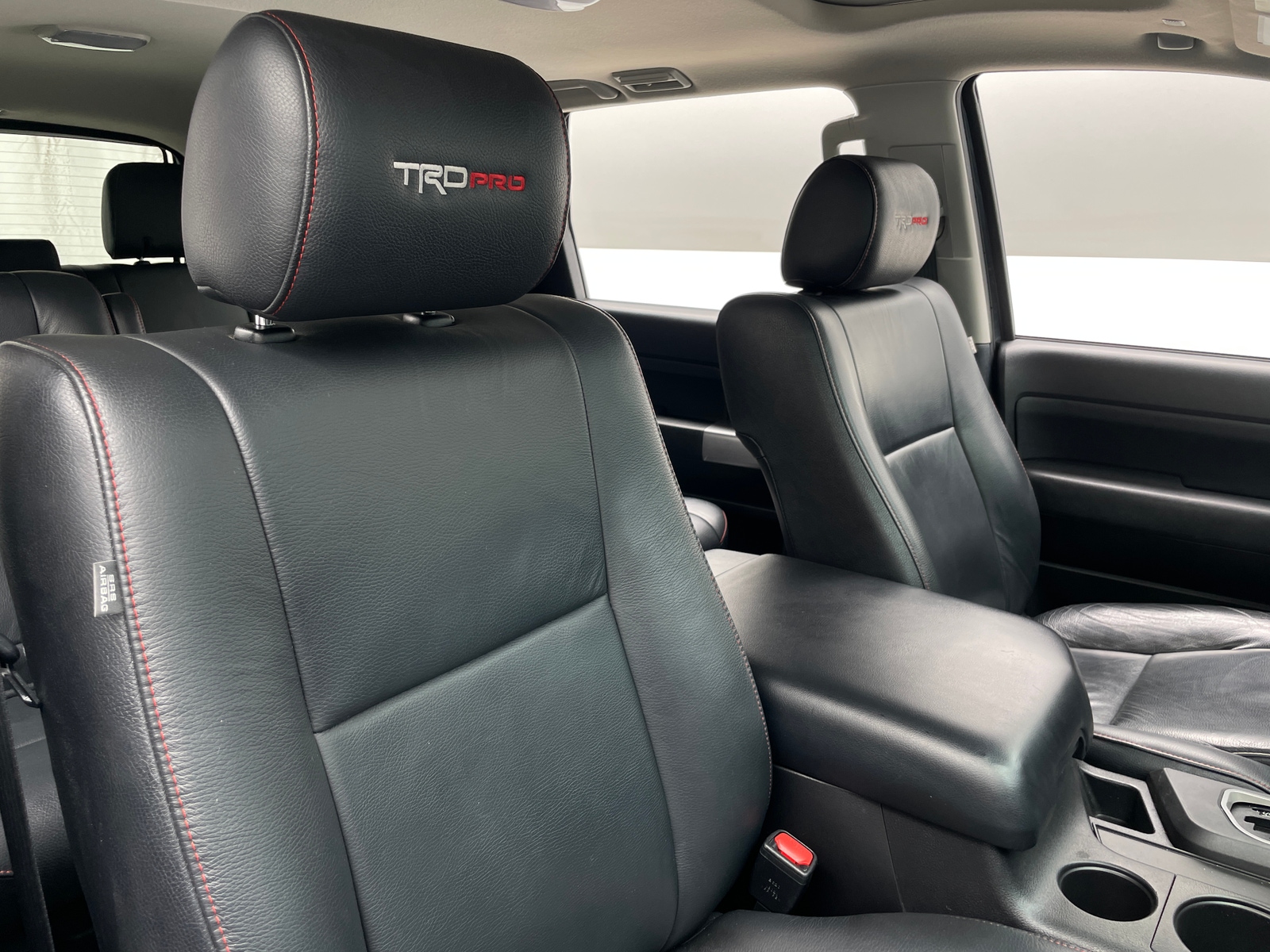 Thumbnail: 2020 Toyota Sequoia - 2