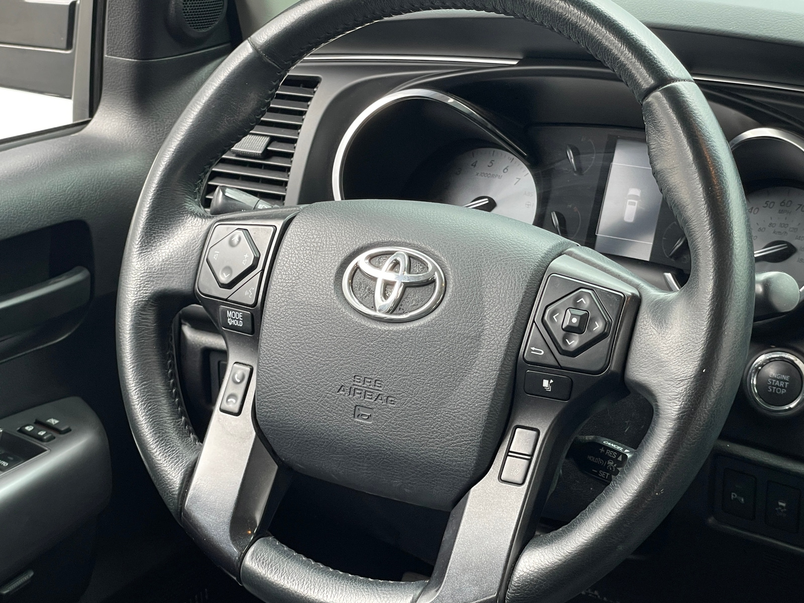 Thumbnail: 2020 Toyota Sequoia - 5