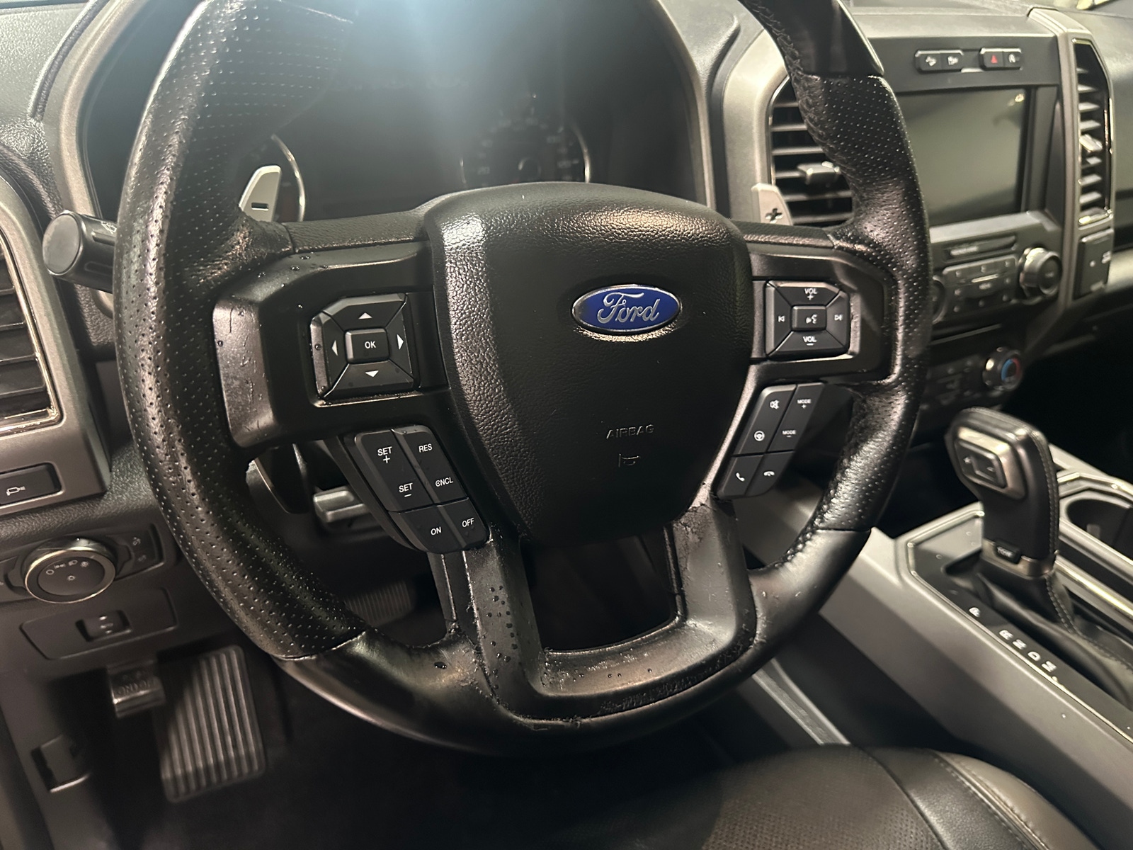 Thumbnail: 2018 Ford Econoline - 4