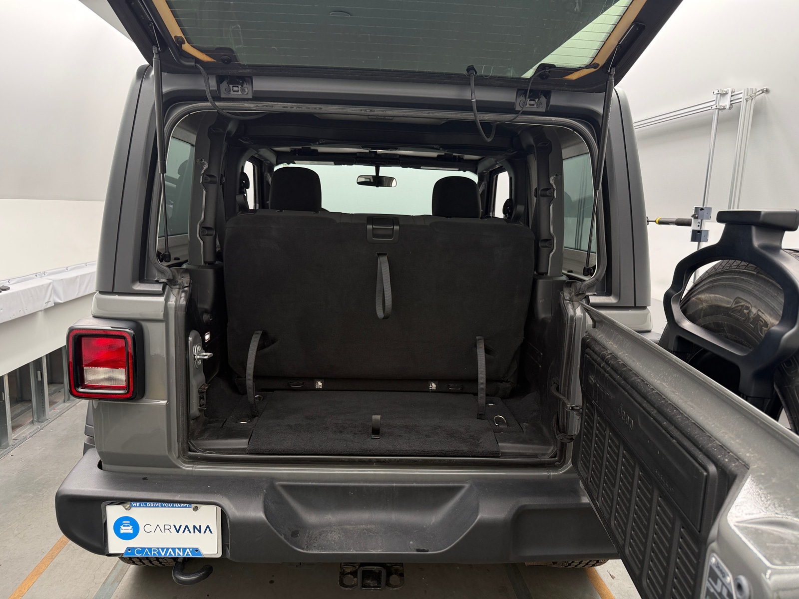 Thumbnail: 2018 Jeep Wrangler - 7