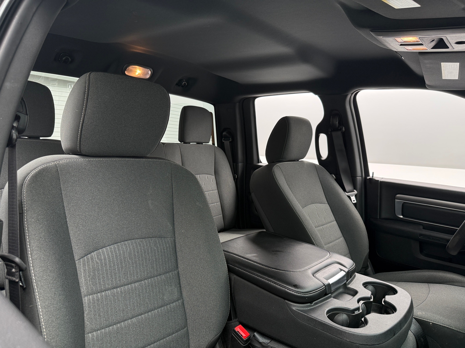 Thumbnail: 2022 RAM 1500 Classic - 2