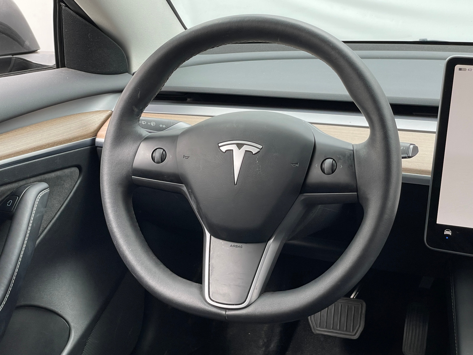 Thumbnail: 2023 Tesla Model 3 - 4