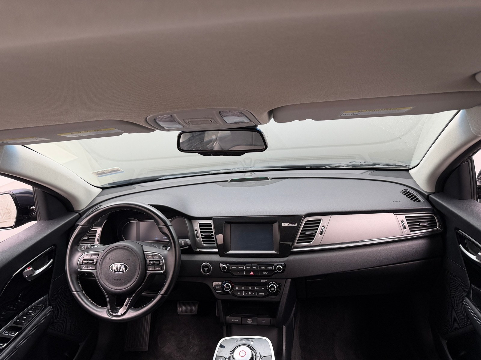 Thumbnail: 2019 Kia Niro - 3