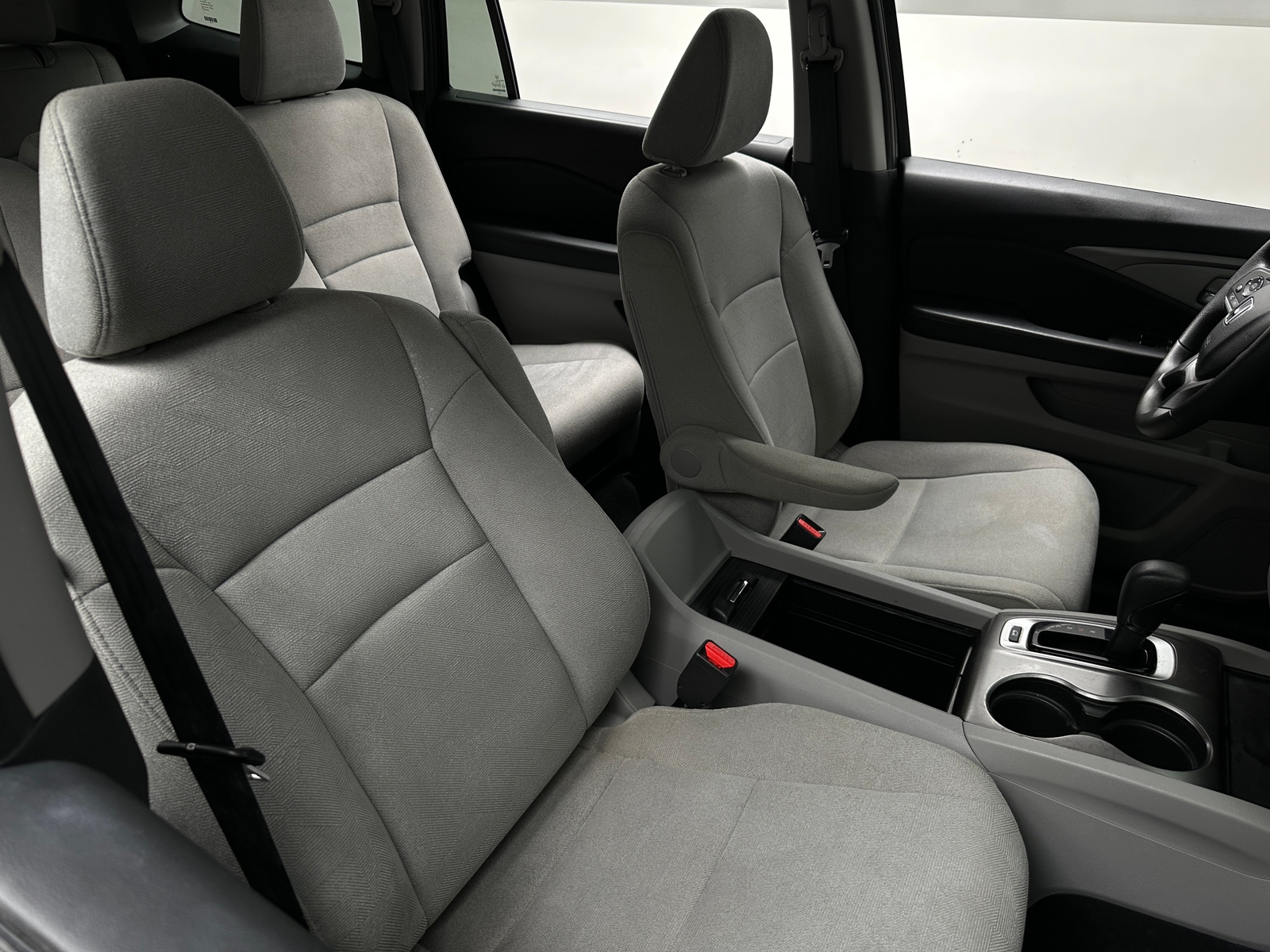 Thumbnail: 2019 Honda Pilot - 2
