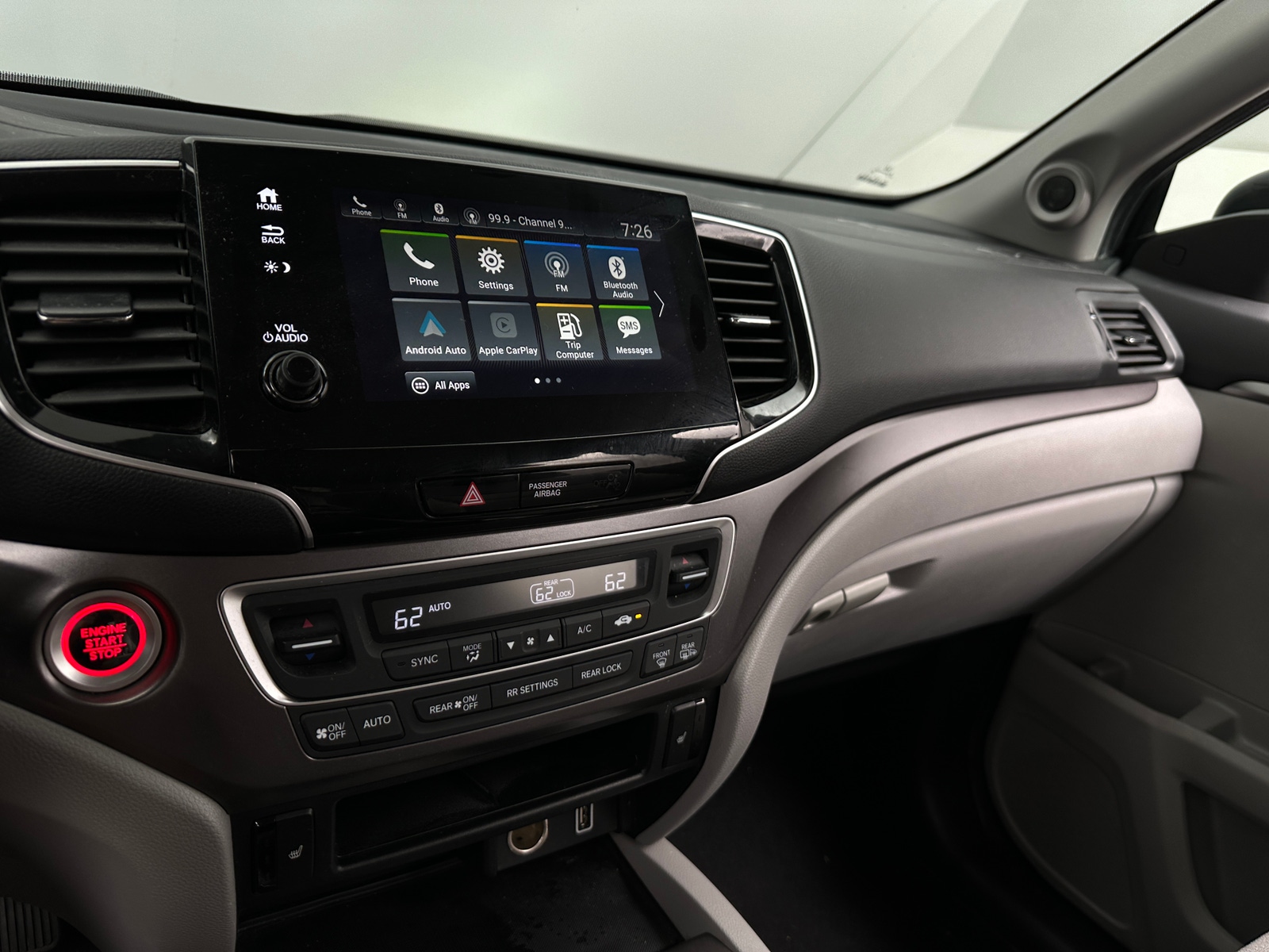 Thumbnail: 2019 Honda Pilot - 4