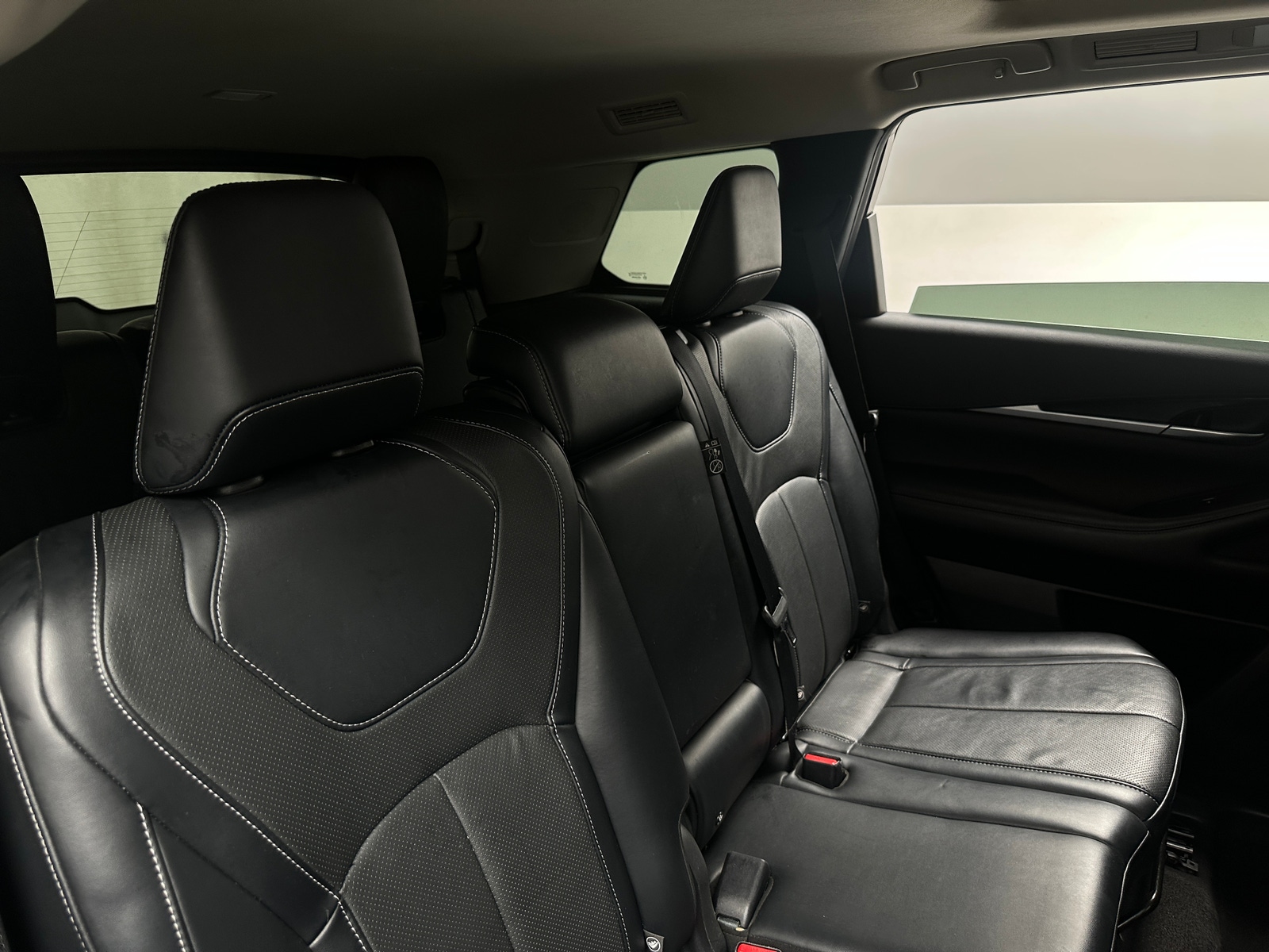 Thumbnail: 2023 INFINITI QX60 - 5