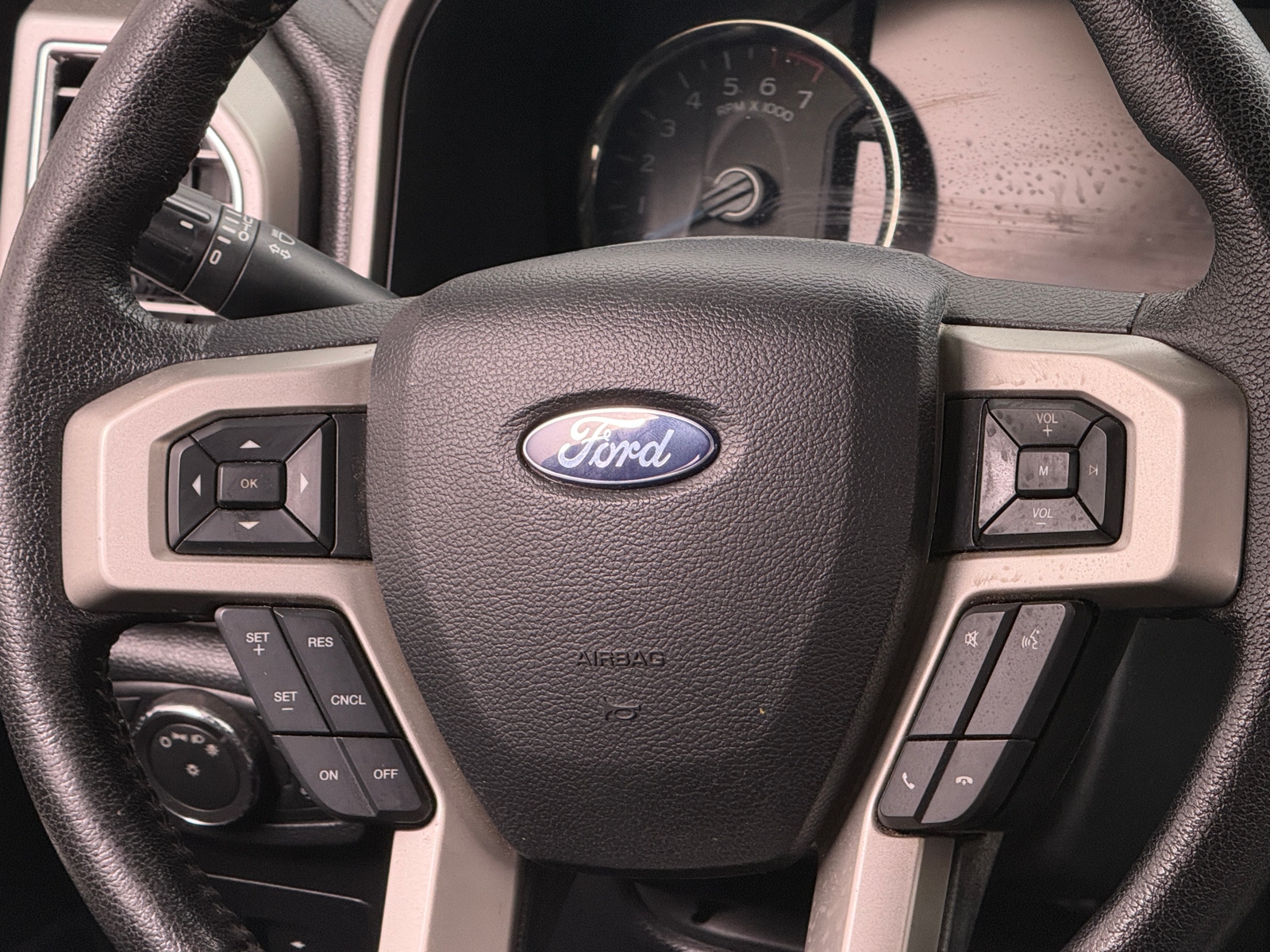 Thumbnail: 2016 Ford Econoline - 4