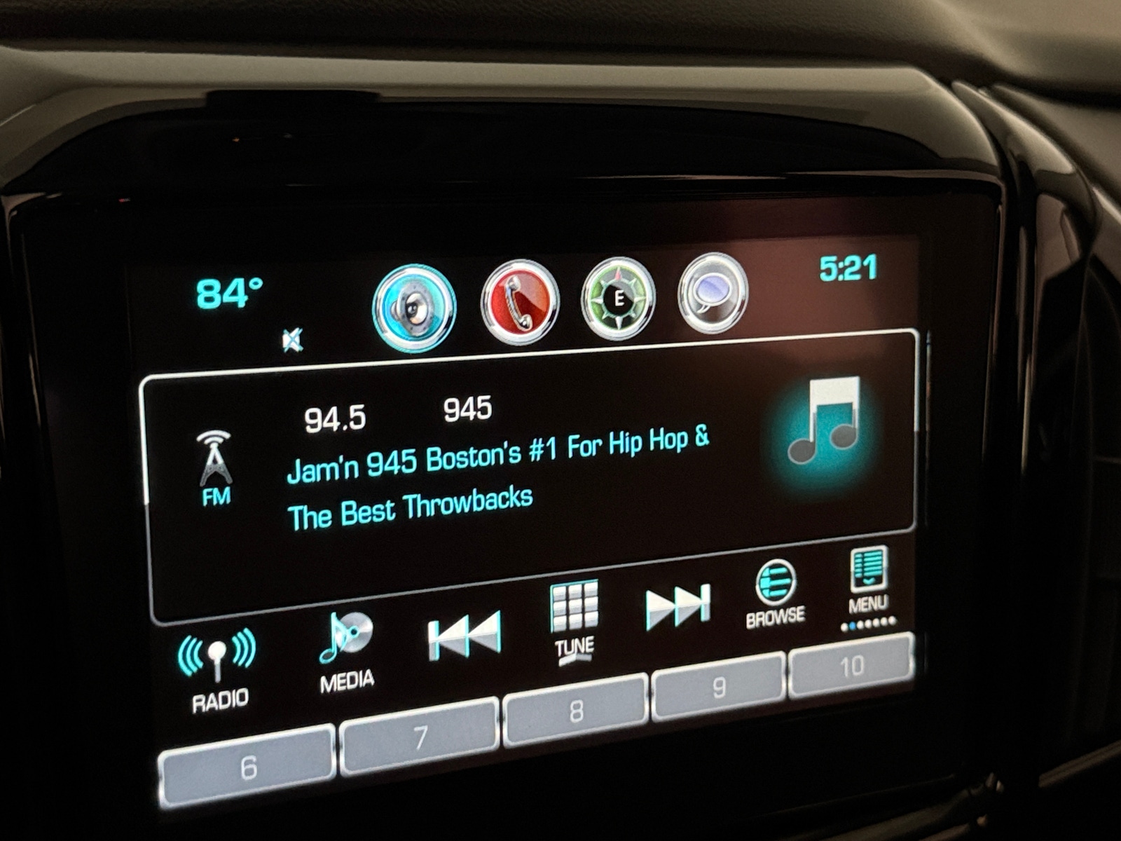 Thumbnail: 2019 Chevrolet Traverse - 3
