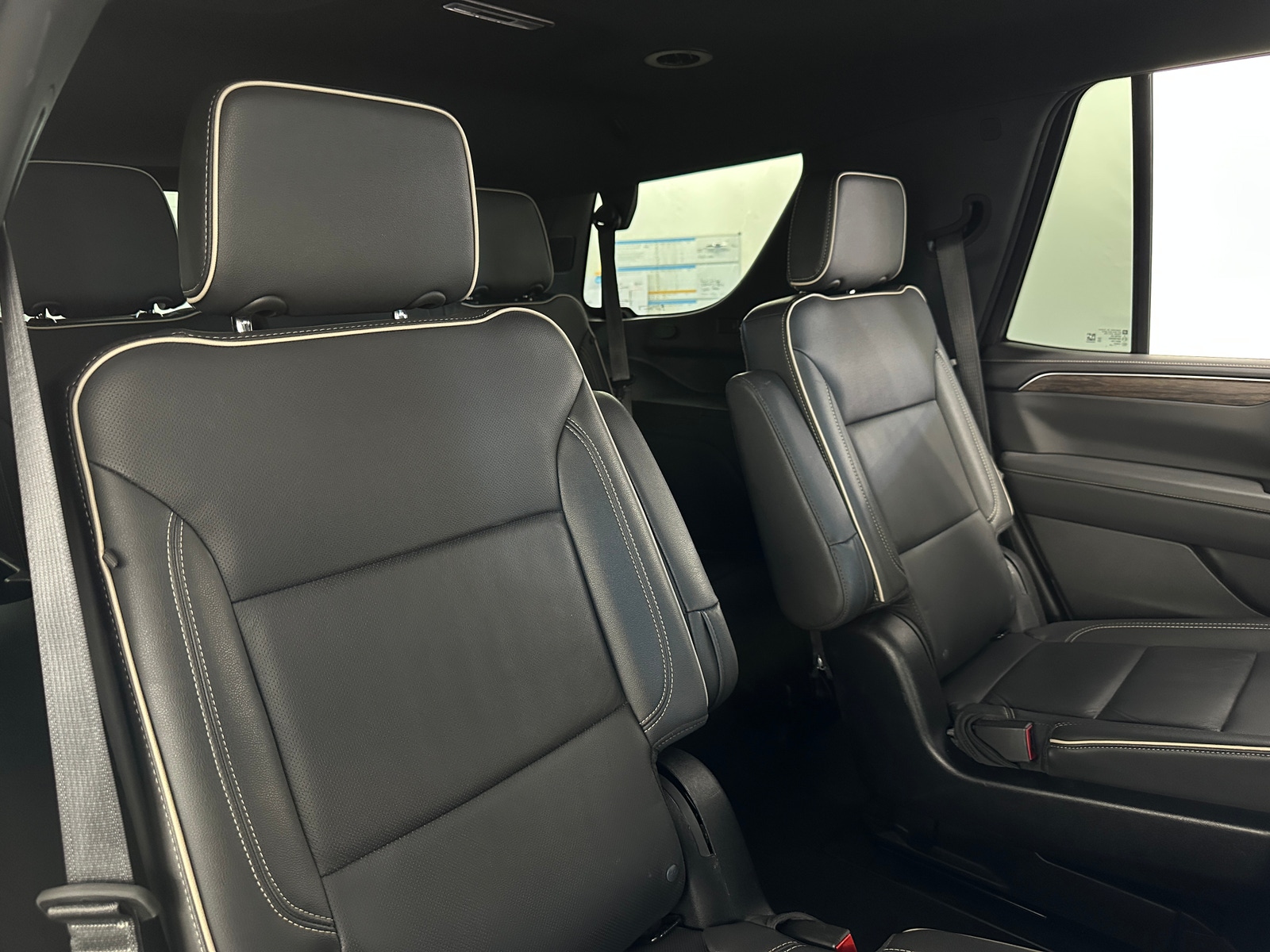 Thumbnail: 2024 Chevrolet Tahoe - 5