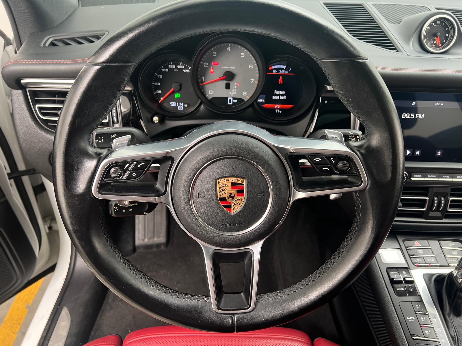 Thumbnail: 2020 Porsche Macan - 4