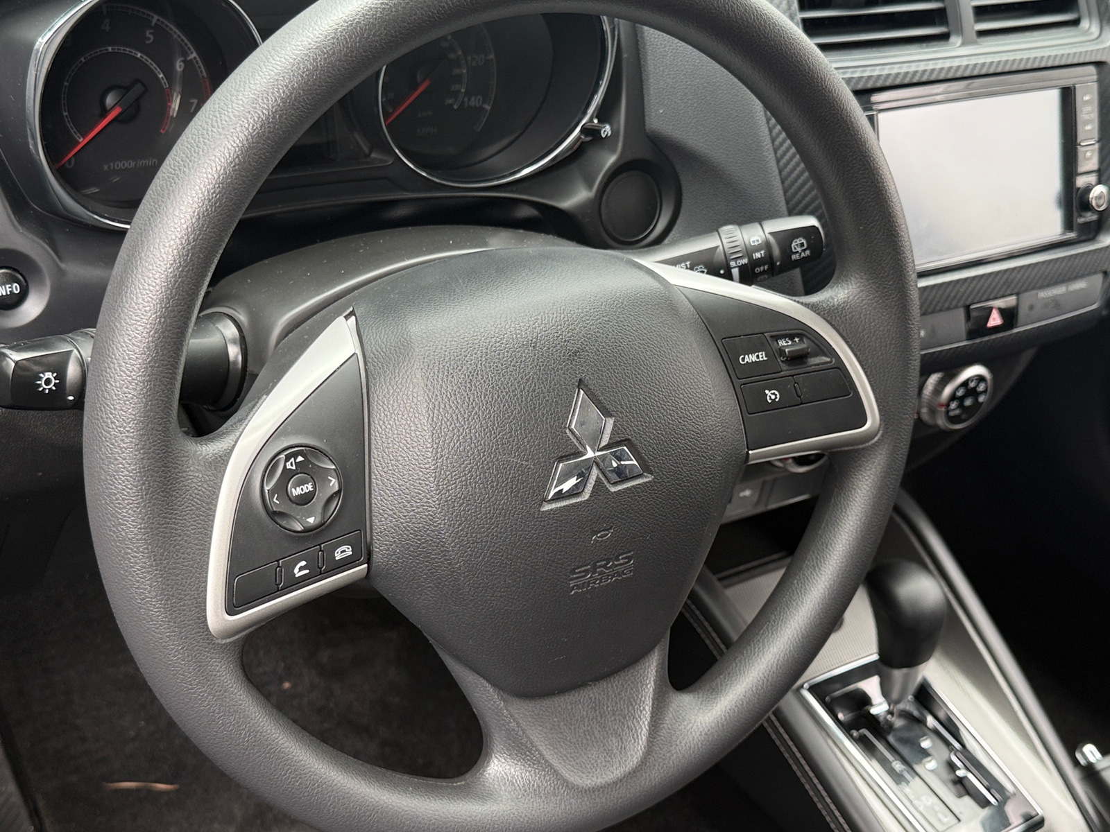 Thumbnail: 2020 Mitsubishi Outlander Sport - 5
