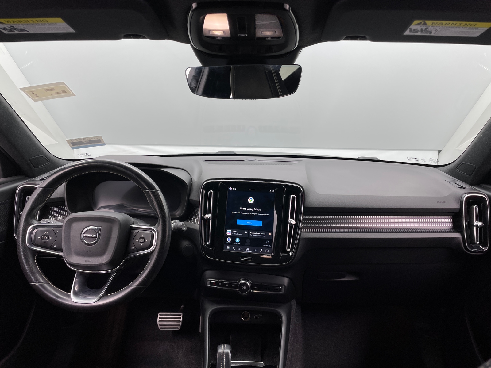 Thumbnail: 2021 Volvo XC40 - 2