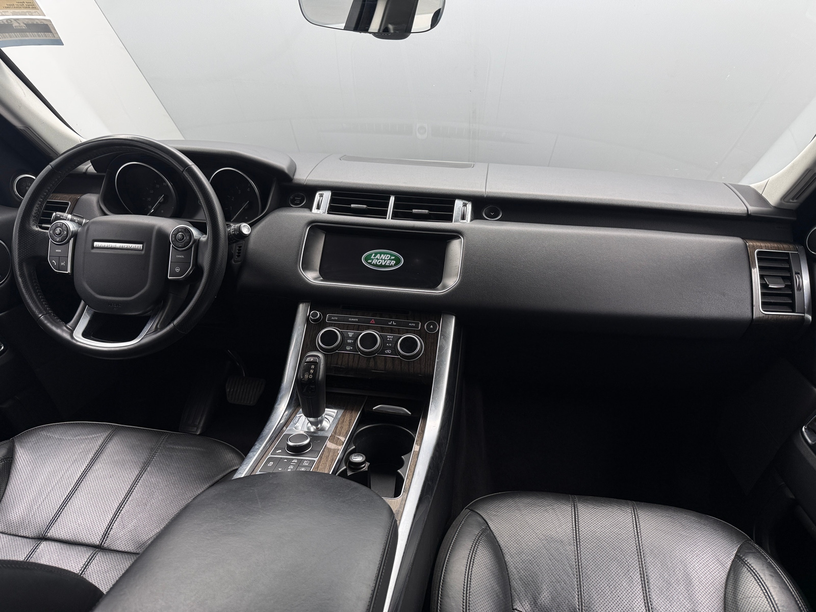 Thumbnail: 2017 Land Rover Range Rover Sport - 2