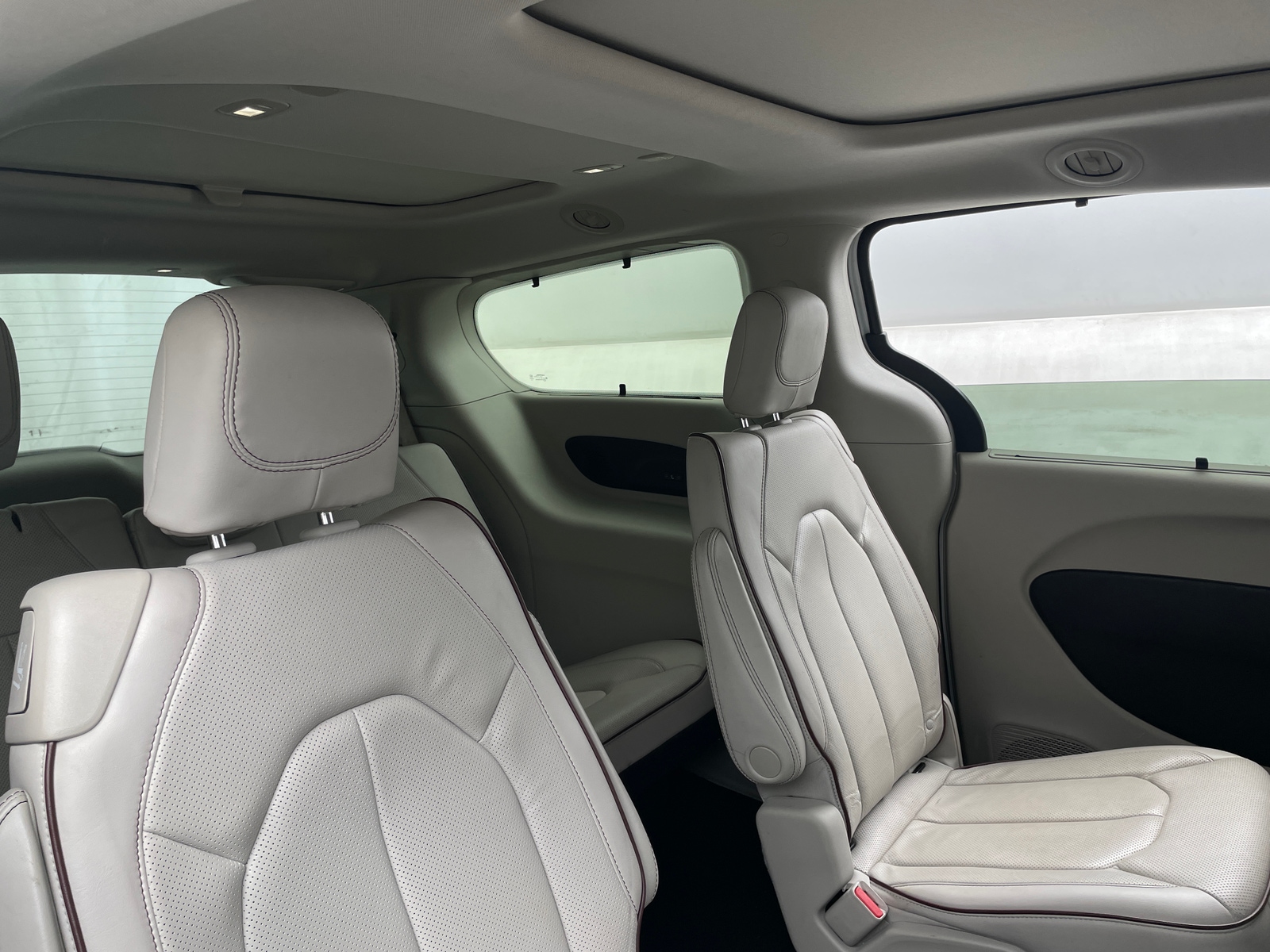 Thumbnail: 2019 Chrysler Pacifica - 5