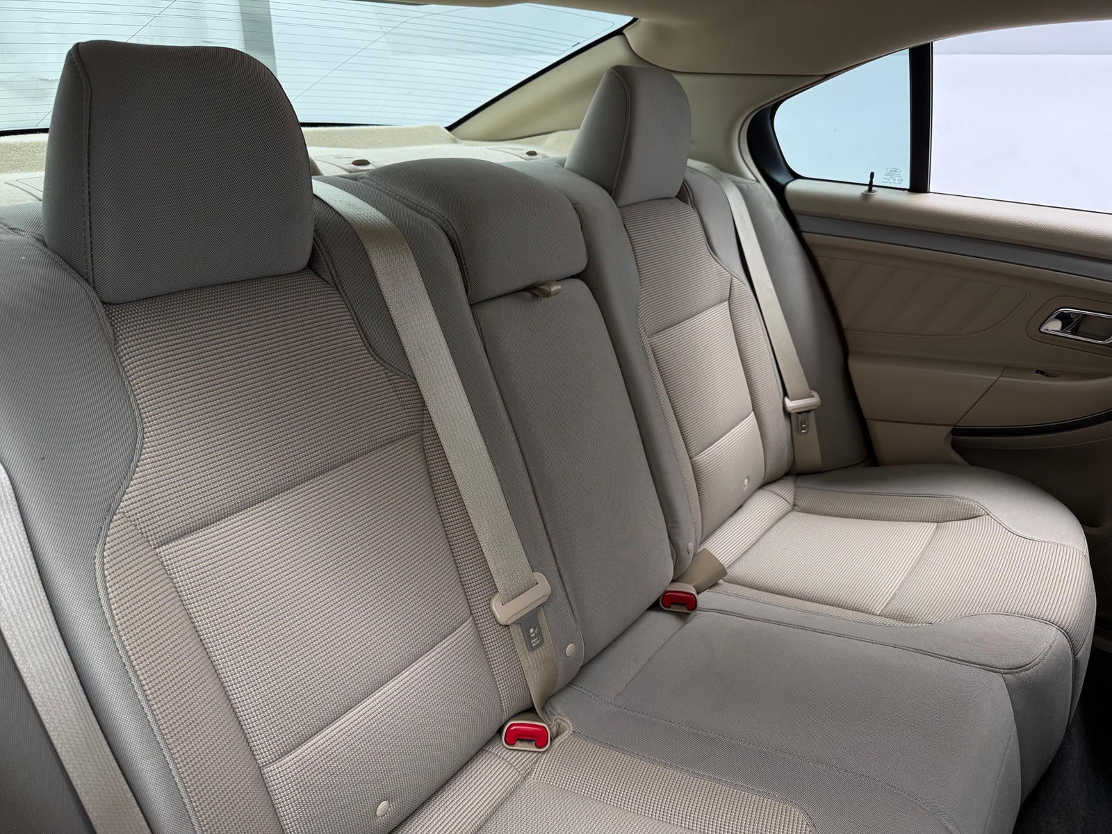 Thumbnail: 2014 Ford Taurus - 6
