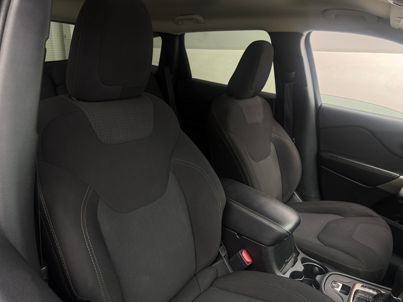 Thumbnail: 2017 Jeep Cherokee - 2