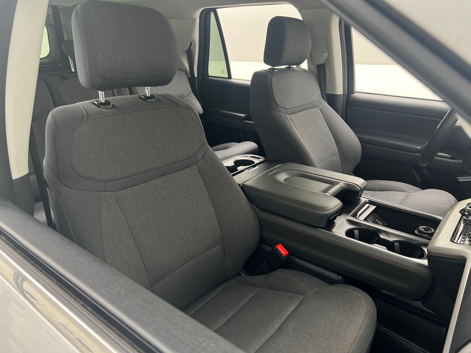 Thumbnail: 2025 Ford Expedition MAX - 2